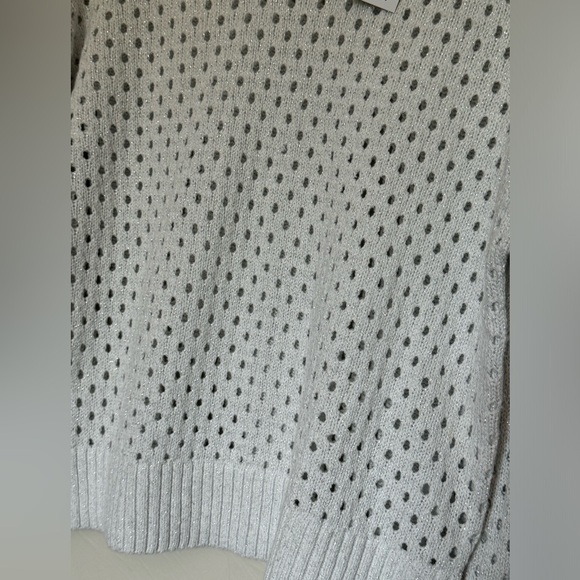 Abercrombie Kids Cropped Shine Crew Sweater size 13/14 NWT - Picture 3 of 3